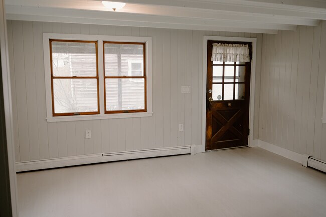 Building Photo - 354 Terrace Blvd