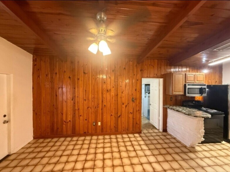Building Photo - 234 McKinley Ave