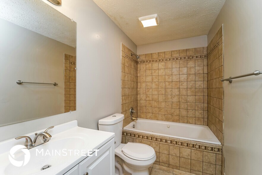 Building Photo - 11021 Neptune Pl