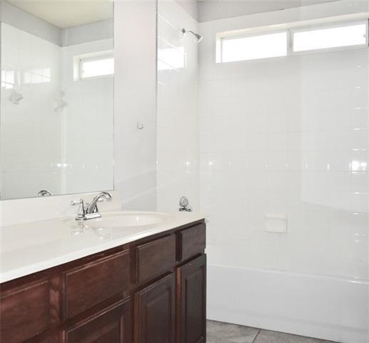 Building Photo - 150 Briar Grove Dr