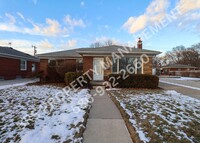 Building Photo - Charming 3-bedroom, 1.5-bathroom brick ranch