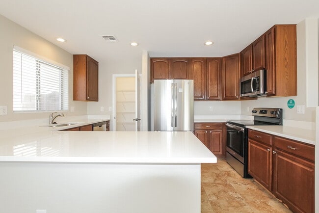 Building Photo - 11963 W Dos Rios Dr