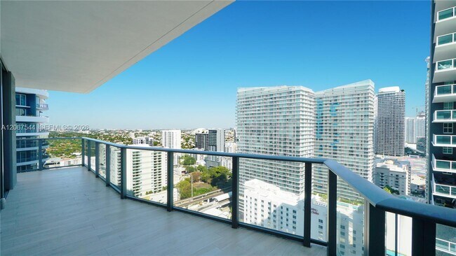 Building Photo - 1300 S Miami Ave