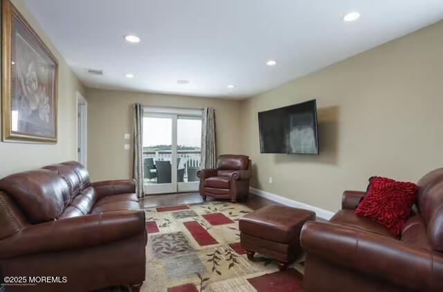 Building Photo - 431 Hiering Ave