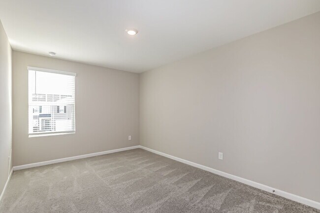 Building Photo - 117 Bentwater Wy