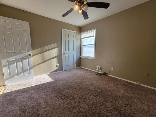 Building Photo - 62 Seabreeze Way