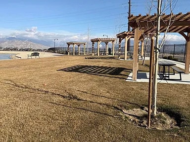 Building Photo - 1508 Charmer Ln