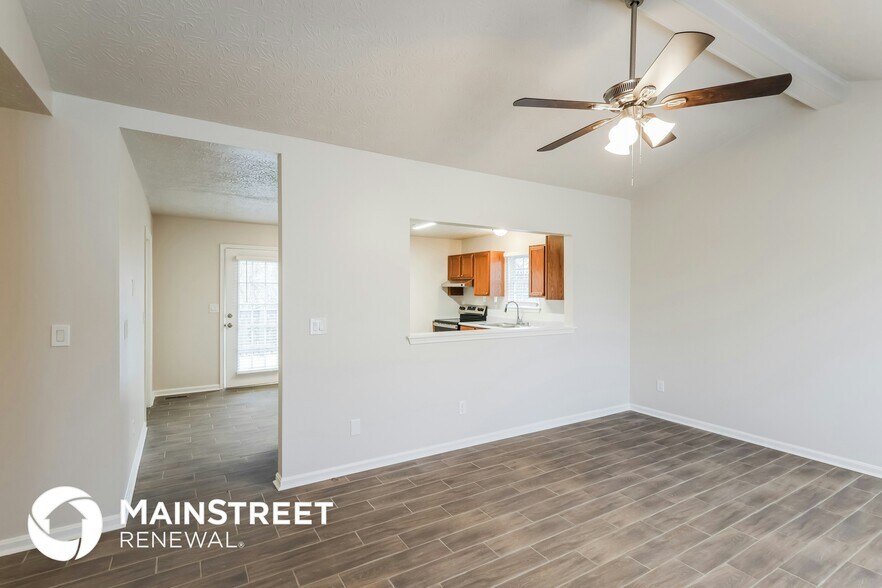 Building Photo - 10103 Lancewood Rd