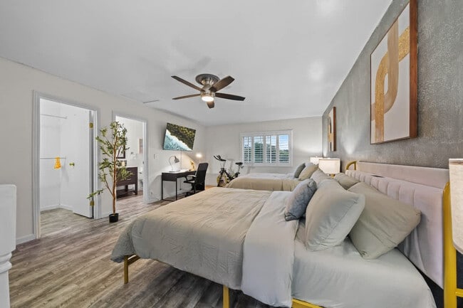 Building Photo - 10150 Sierra Madre Rd