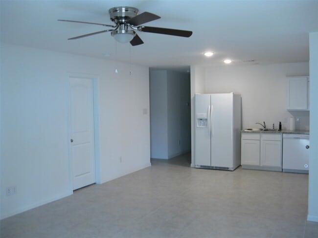 Building Photo - 24617 Pools Creek Way
