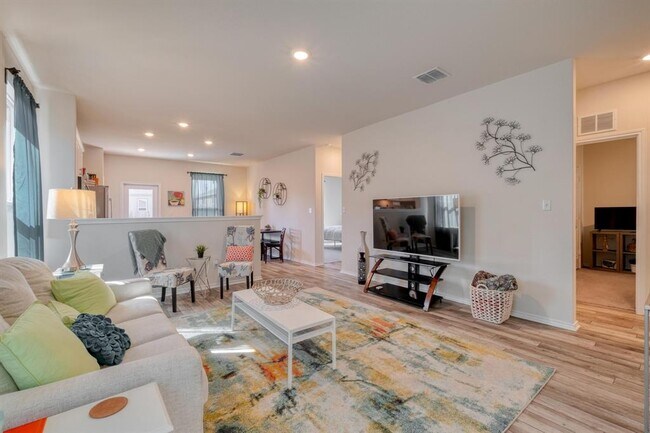 Building Photo - 248 Cherry Vine Dr