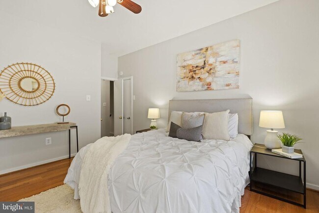 Building Photo - 1435 Corcoran St NW