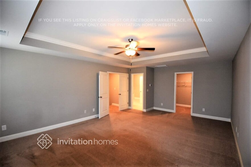 Building Photo - 5377 Roberta Crossing Dr