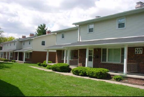 Primary Photo - Smartchoice Townhomes on Durkin