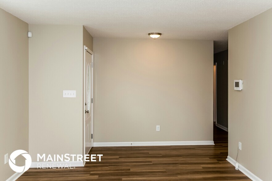 Building Photo - 720 Twin Ridge Dr