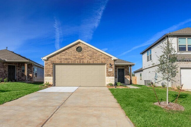 Building Photo - 5808 Begonia Ct
