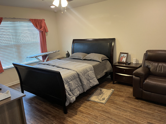 Building Photo - 503 Merganser Way