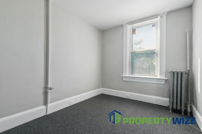 Building Photo - 3343 Avondale Ave