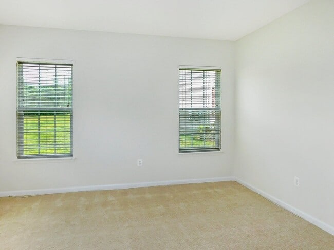 Building Photo - 21310 Jettison Ct