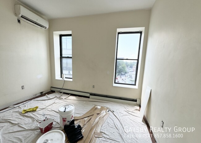 Building Photo - 13 Ruggles St