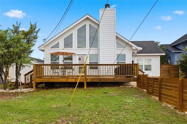 Building Photo - 10412 Parkwood Dr