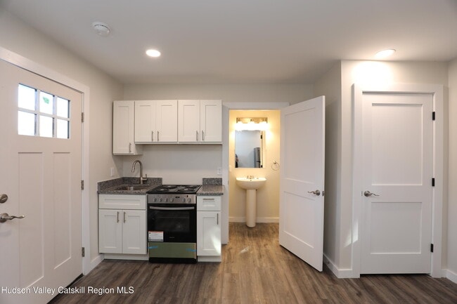 Building Photo - 14311 US-9W