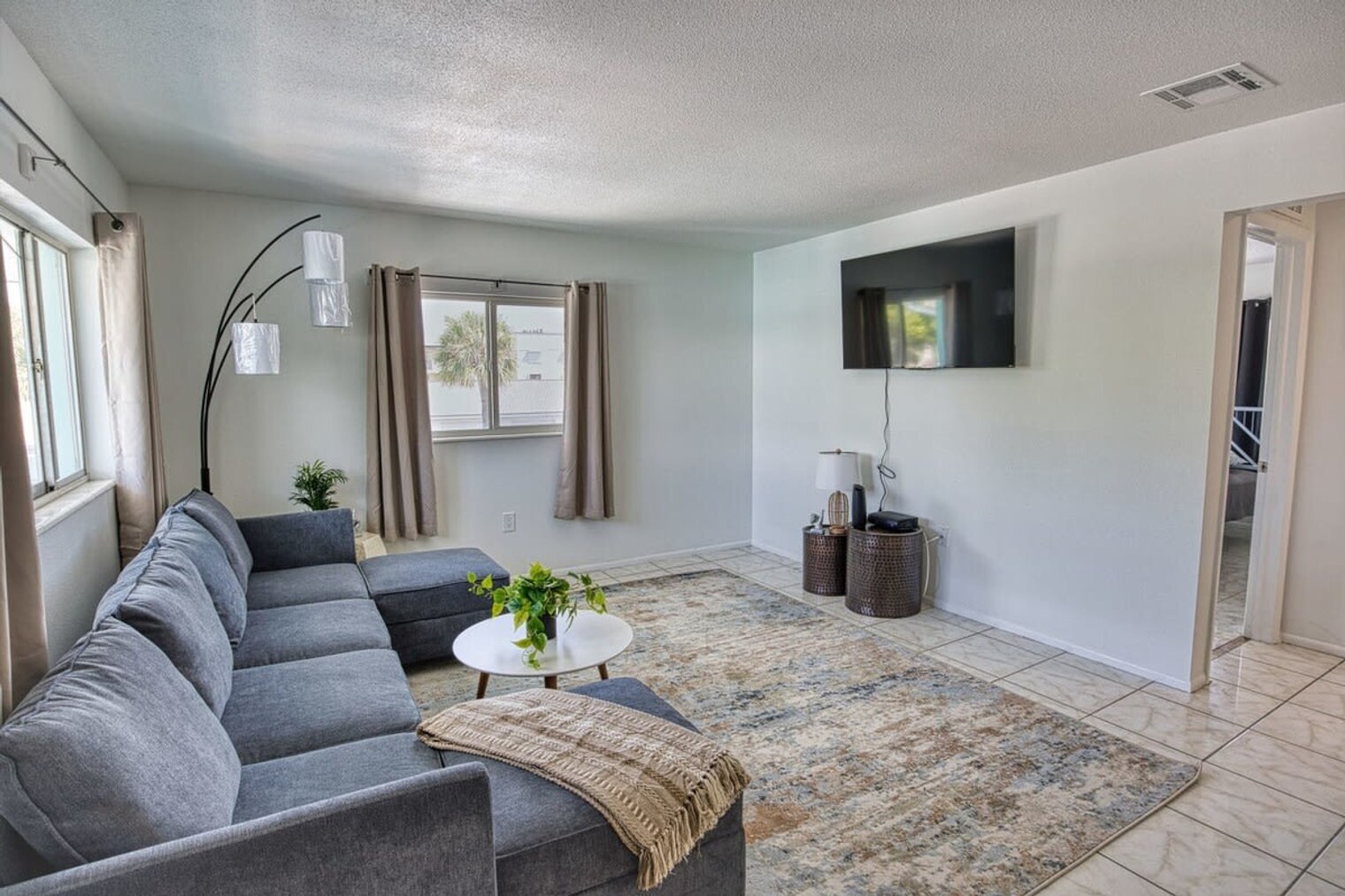 Building Photo - 505 Fillmore Ave