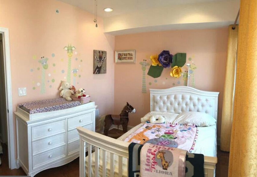 Bedroom 2 - 1621 Carpenter St