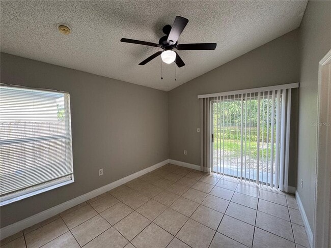 Building Photo - 1143 Fremont Park Ave