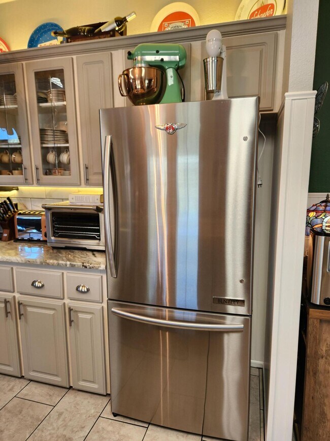 Building Photo - 7717 White Egret Ln