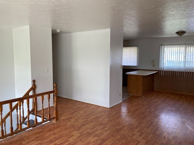 Building Photo - 2749 N Bazil Ave