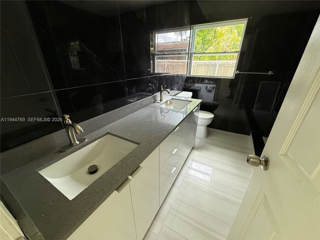 Building Photo - 18333 SW 296th St