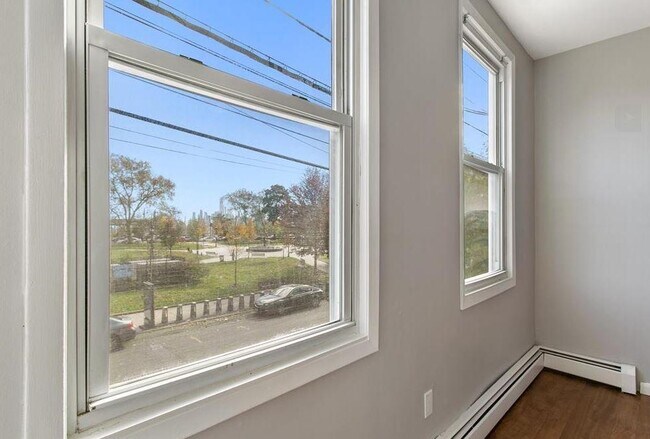 Building Photo - 475 Palisade Ave