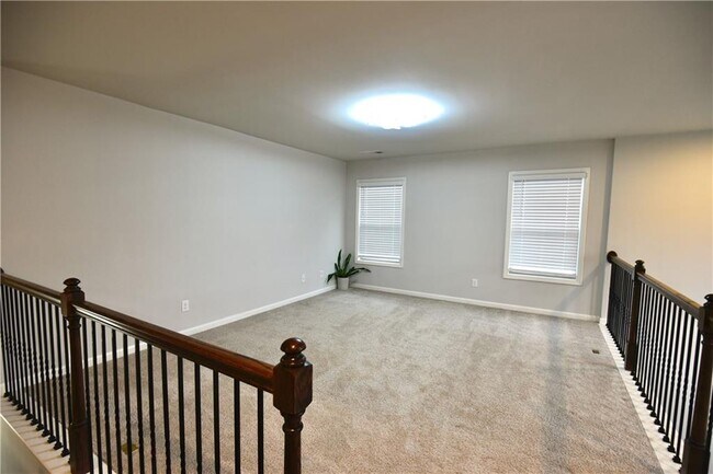 Building Photo - 4358 Mantova Dr NE