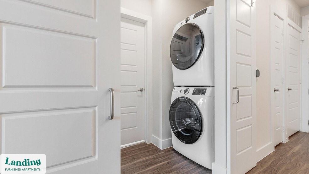 Building Photo - 15950 Chase Hill Blvd