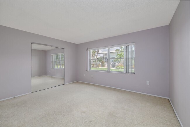 Building Photo - 325 N. Causeway-D 103