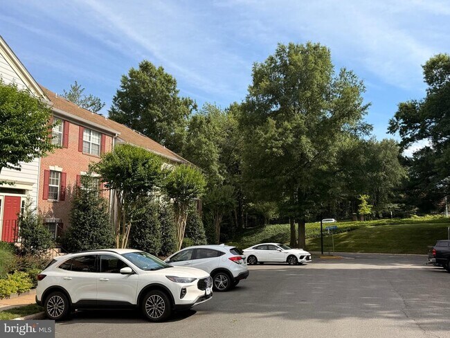 Building Photo - 12101 Greenwood Ct