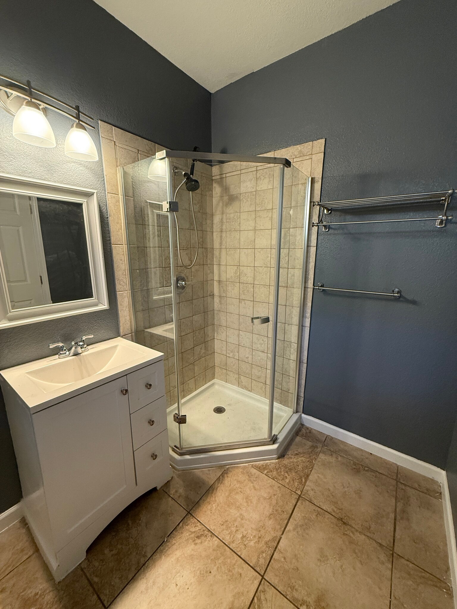 Building Photo - 1130 Oatgrass Way