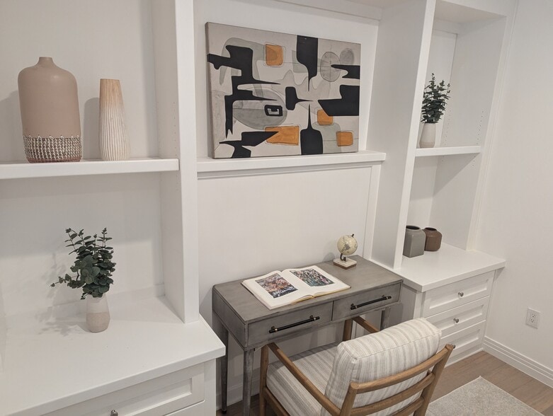 Building Photo - 7100 Playa Vista Dr