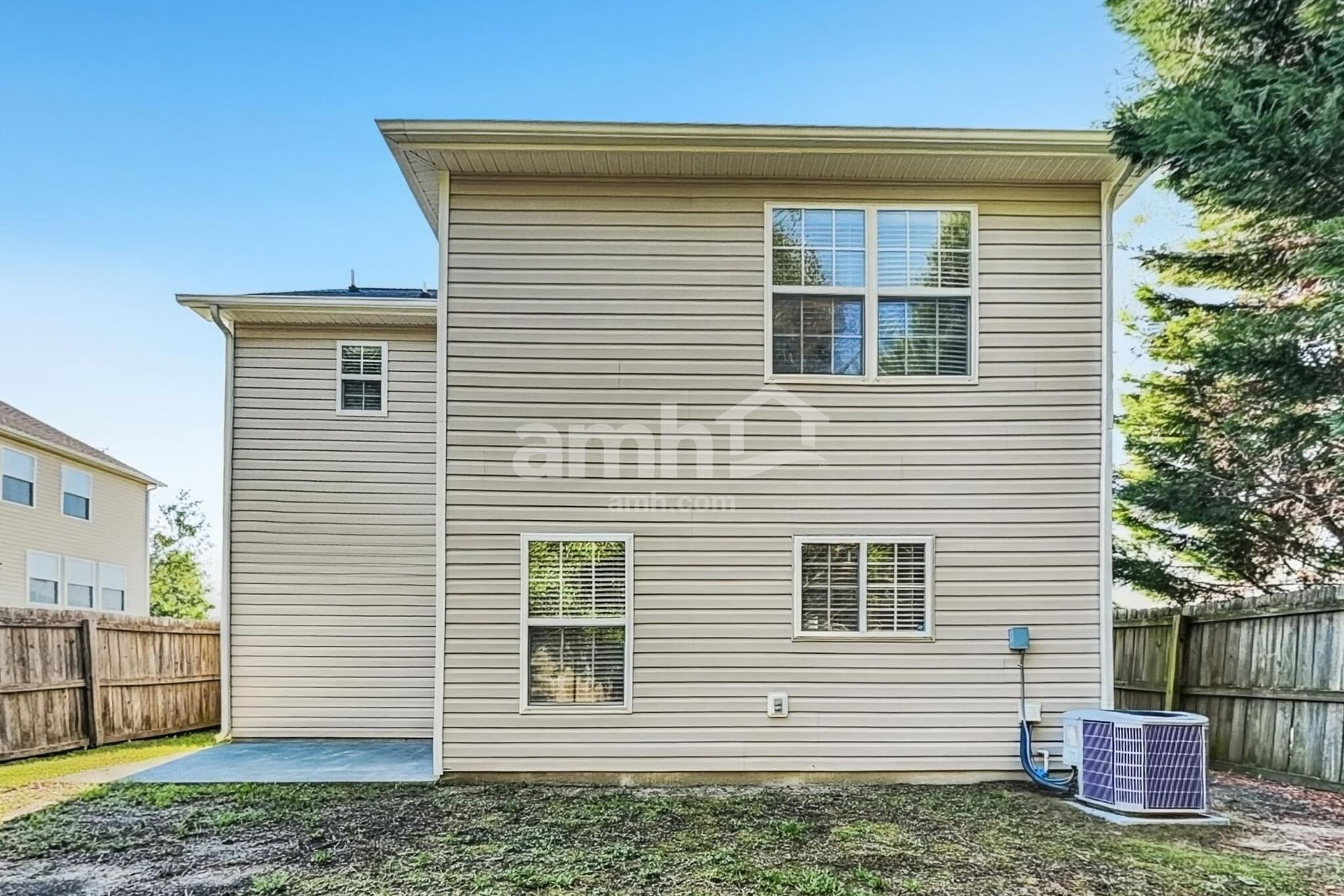 Building Photo - 417 Magna Dr