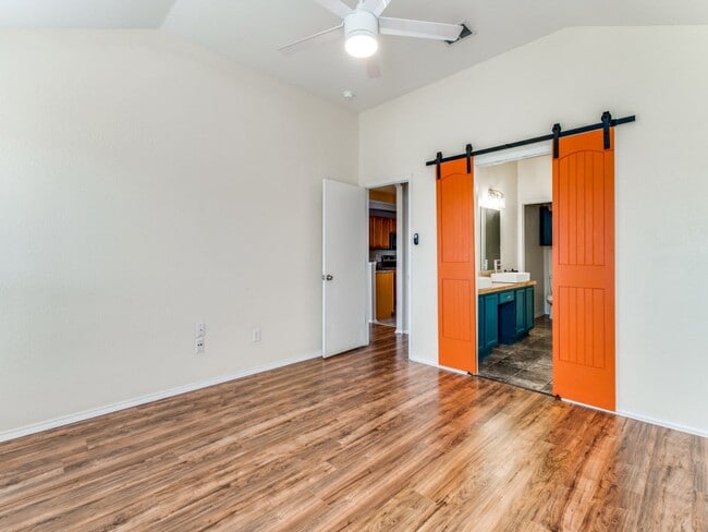 Building Photo - 6508 Manitoba St