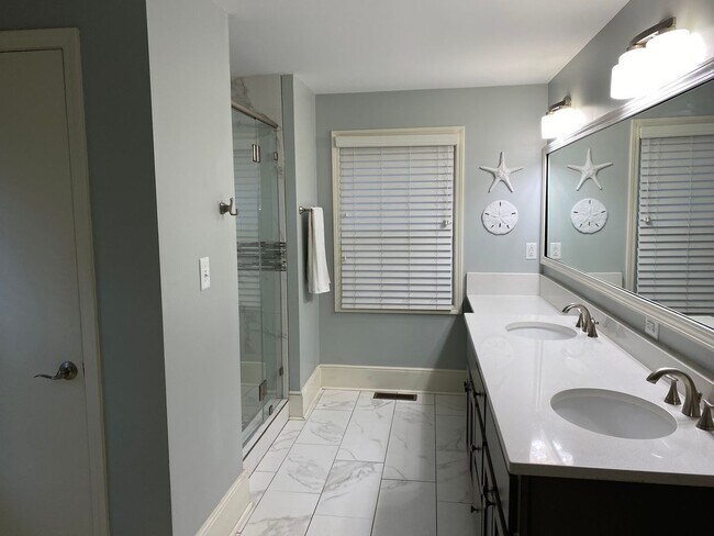 Building Photo - 4626 Crowson Rd