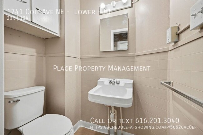 Building Photo - 1741 Coit Ave NE