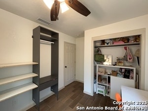 Building Photo - 5534 Merkens Dr