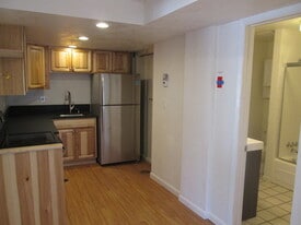 Building Photo - 503 Harvard Ln