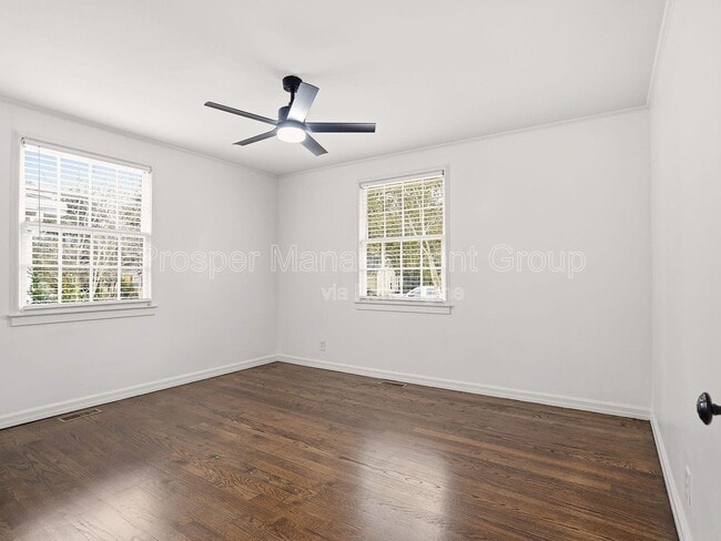 Building Photo - 4819 Boulevard Ln