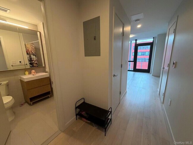 Building Photo - 131-02B 40th Rd