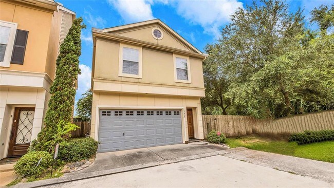 Building Photo - 3413 Clearview Cir