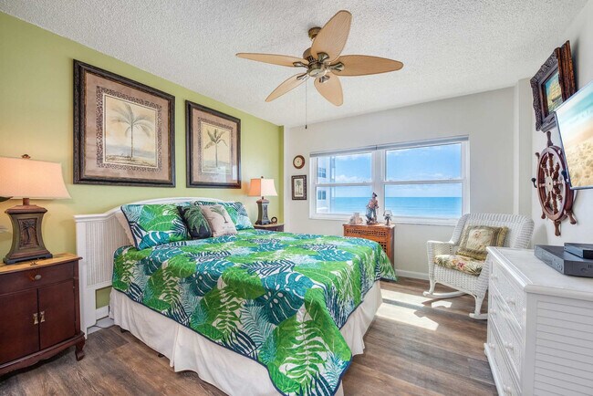 Building Photo - 205 Jimmy Buffett Mem Hwy