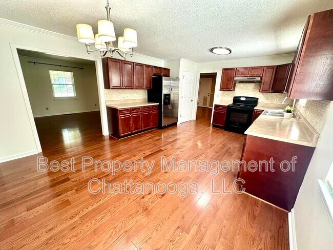 Building Photo - 7806 Celeste Ln